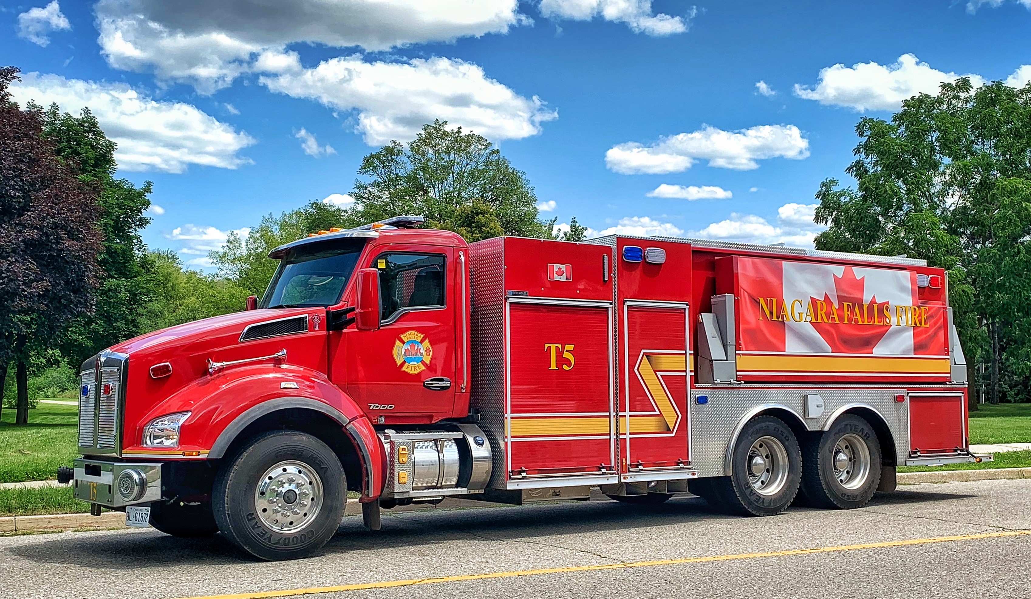 Dependable Emergency Vehicles Apparatus Deliveries 2021